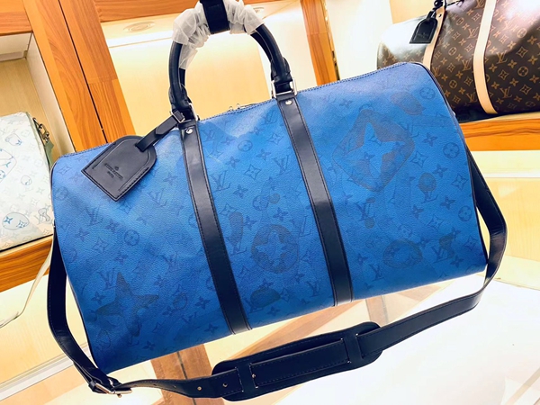 ルイヴィトンバッグ正面デザイン